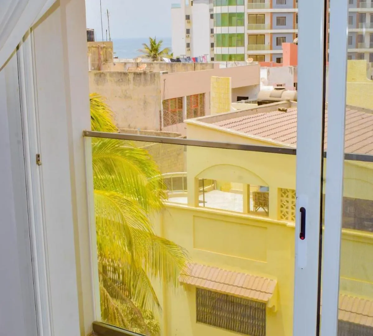 Appartement Cosy Yoff Virage Dakar